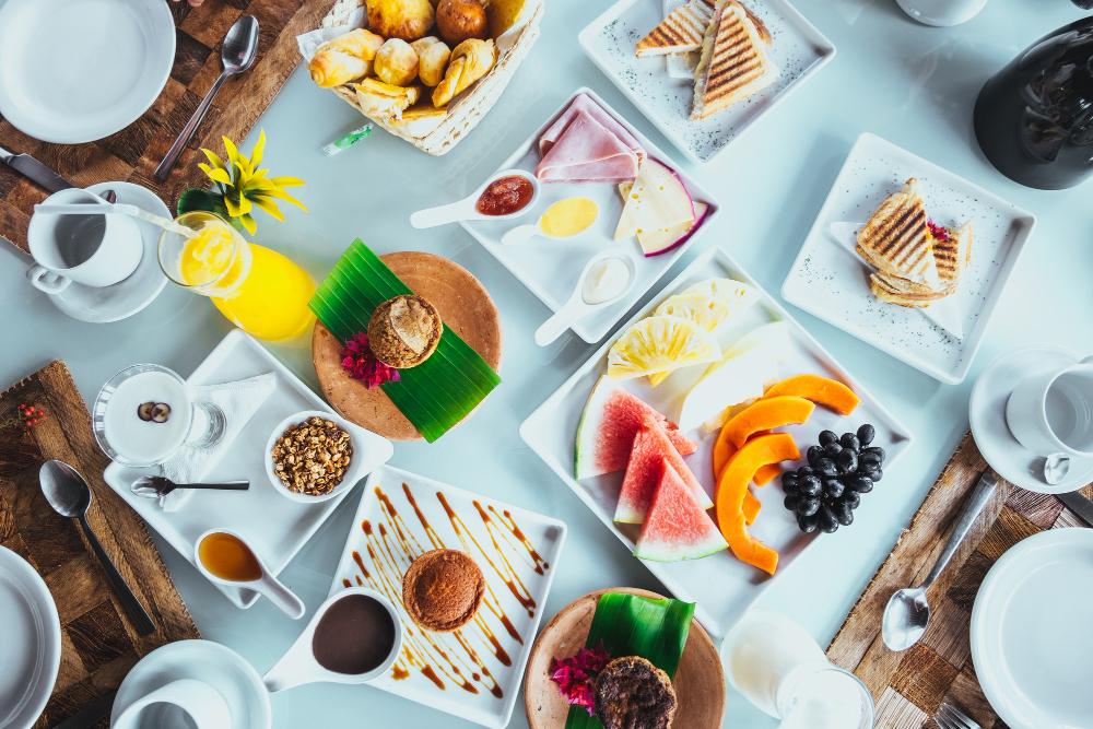 Brunch y maletas por qué los viajeros ya no entienden un hotel sin ellos