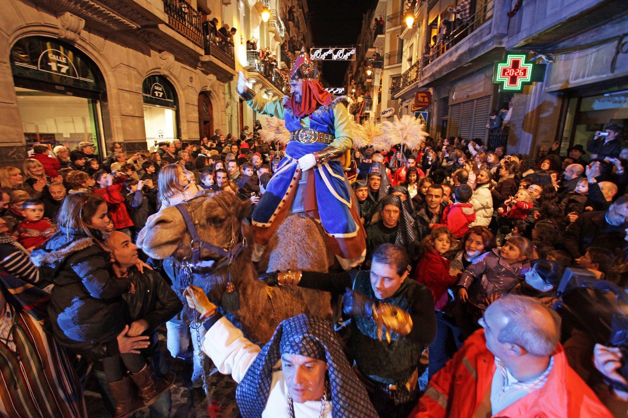 Cabalgata de los Reyes Magos 2026: Por qué Alcoy celebra la más antigua de España