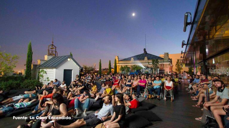 Conciertos, cine de verano y atardeceres en la azotea más cultural de Madrid